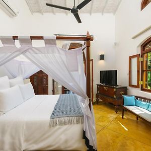 King Room Garden View